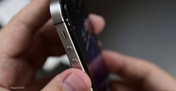 iPhone 5S screen separating and boot loop