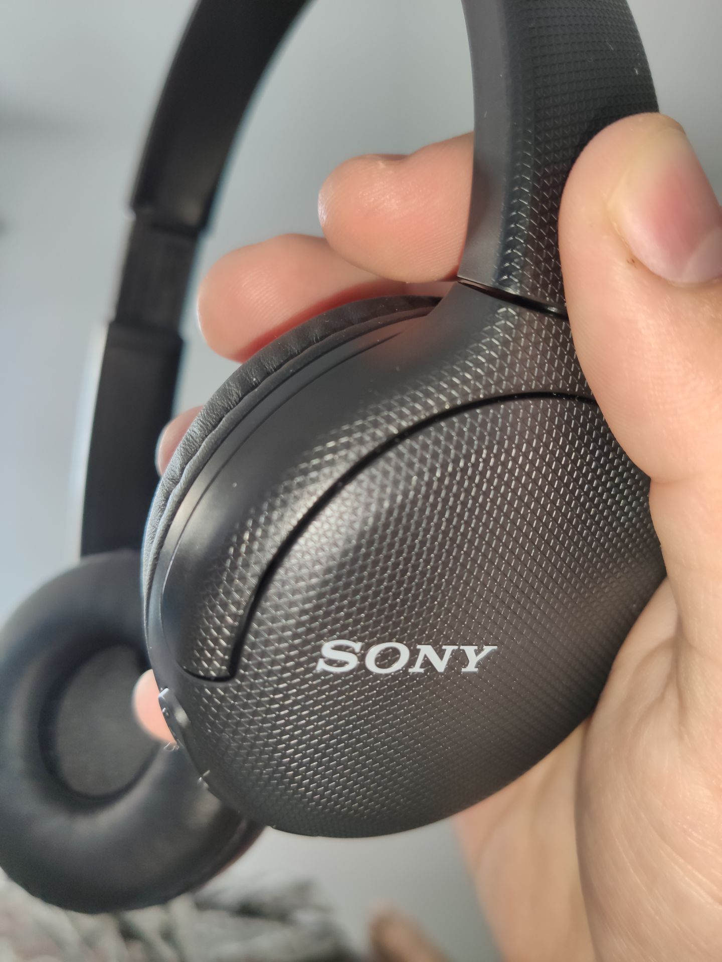 SONY WH-CH510 - Good enough wireless headphones