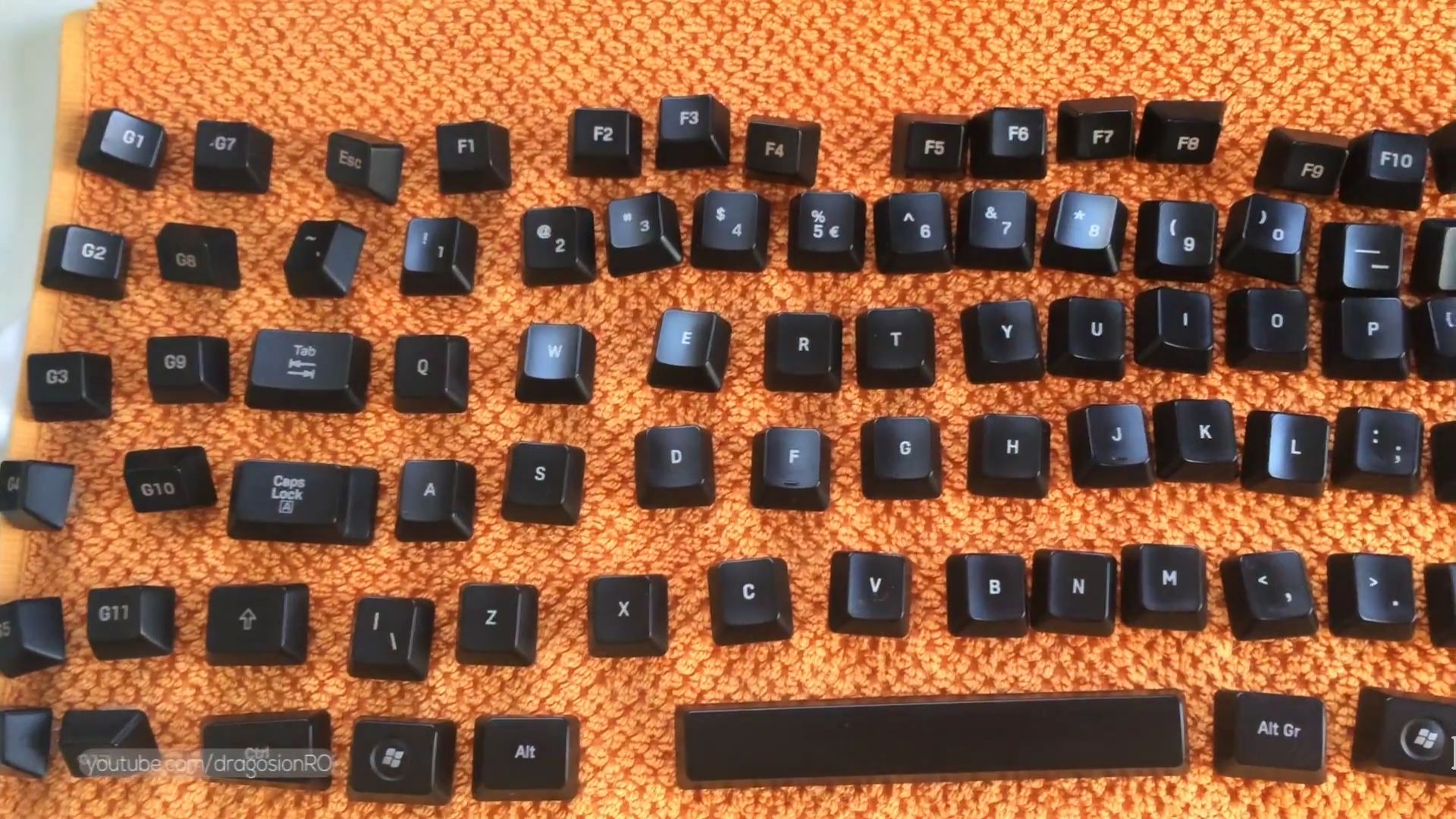 PC Keyboard Key Caps Removed Cleaned