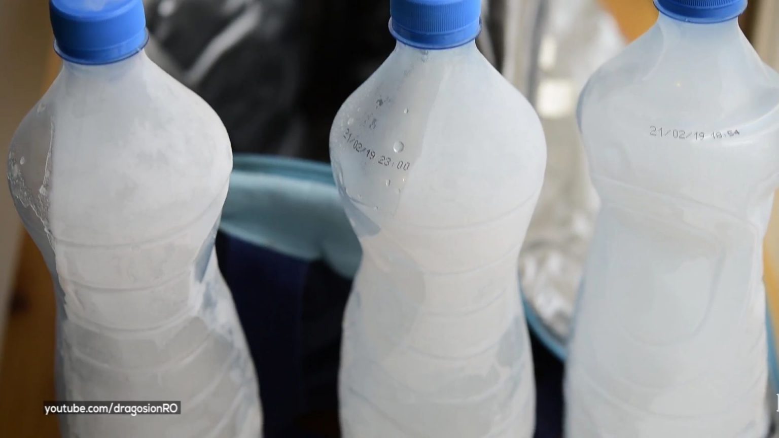 Keep water bottle cold in the sun ION HowTo