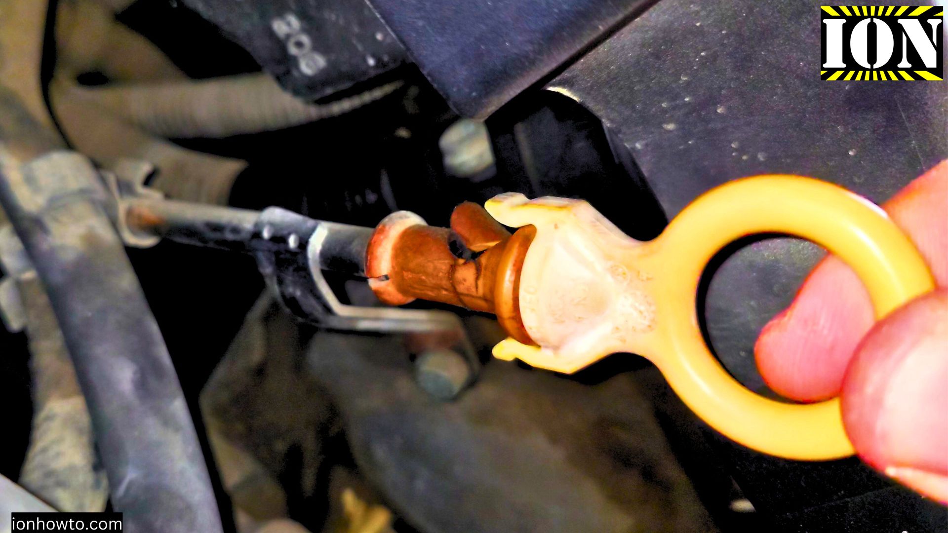 Check Car Engine Oil Level