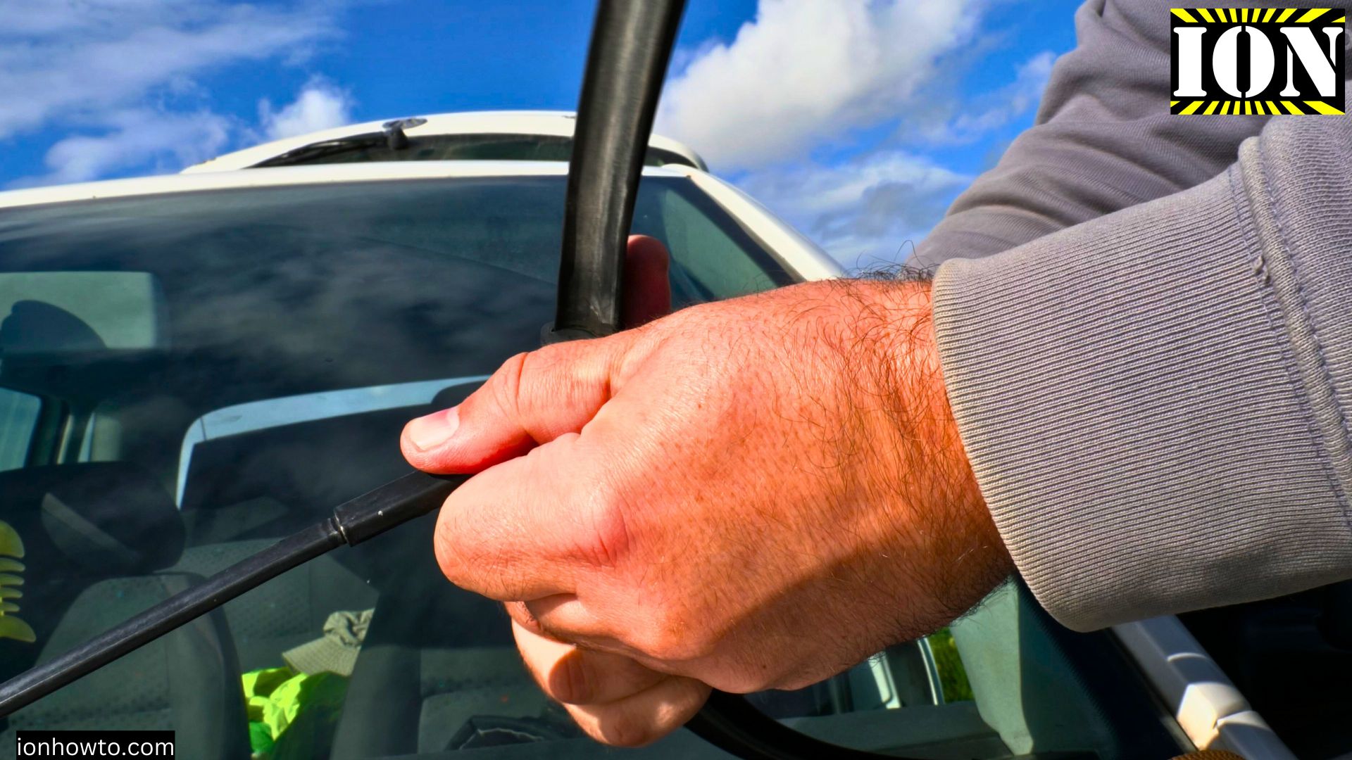 How to Fix Car Windshield Wiper Noise
