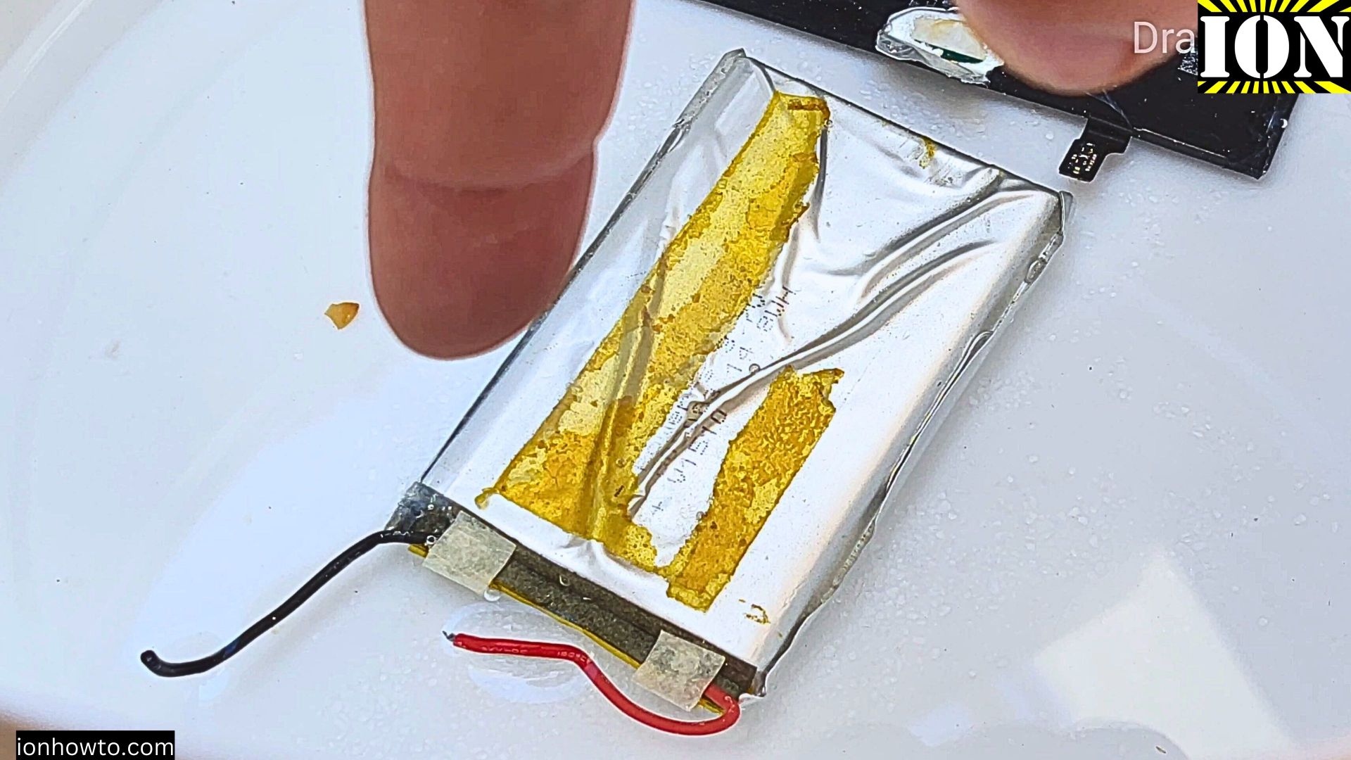 Safe Disposal Guide for Lithium Batteries
