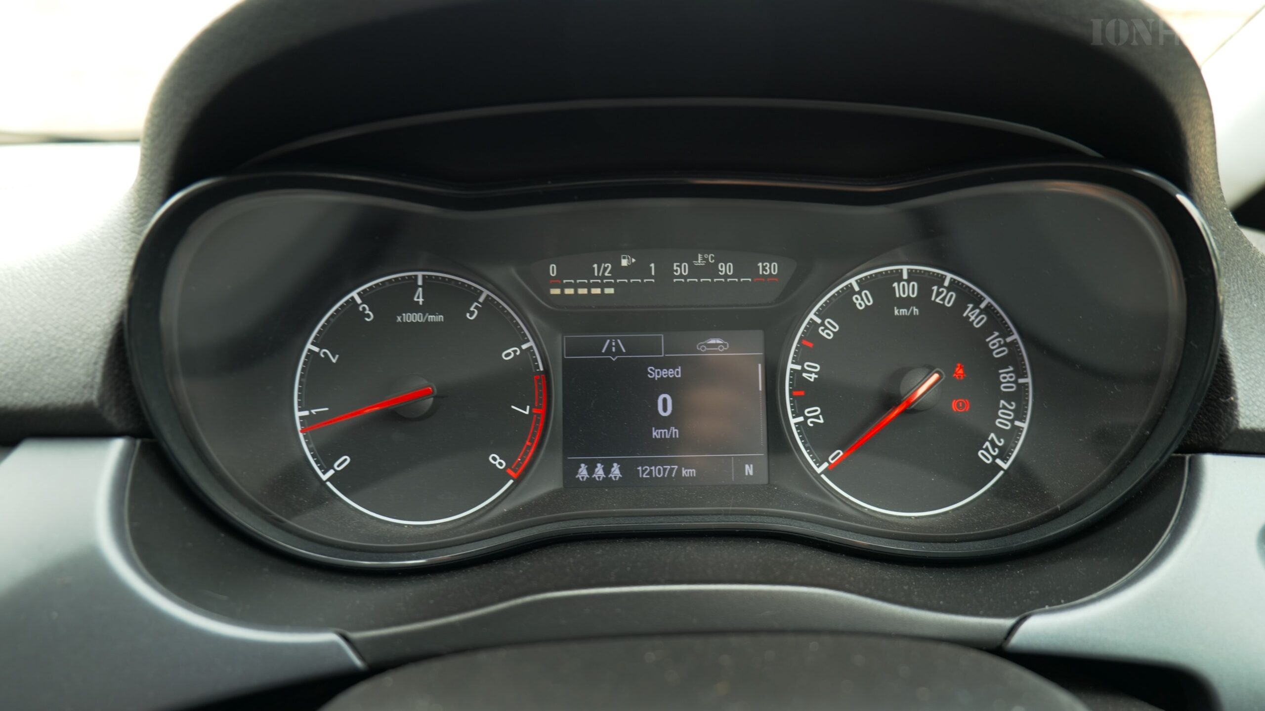 Adjust Mirrors in Opel Corsa