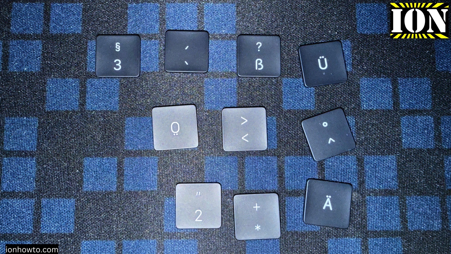 MacBook Air M5 13 inch German Keys Removed from ISO Keyboard 1